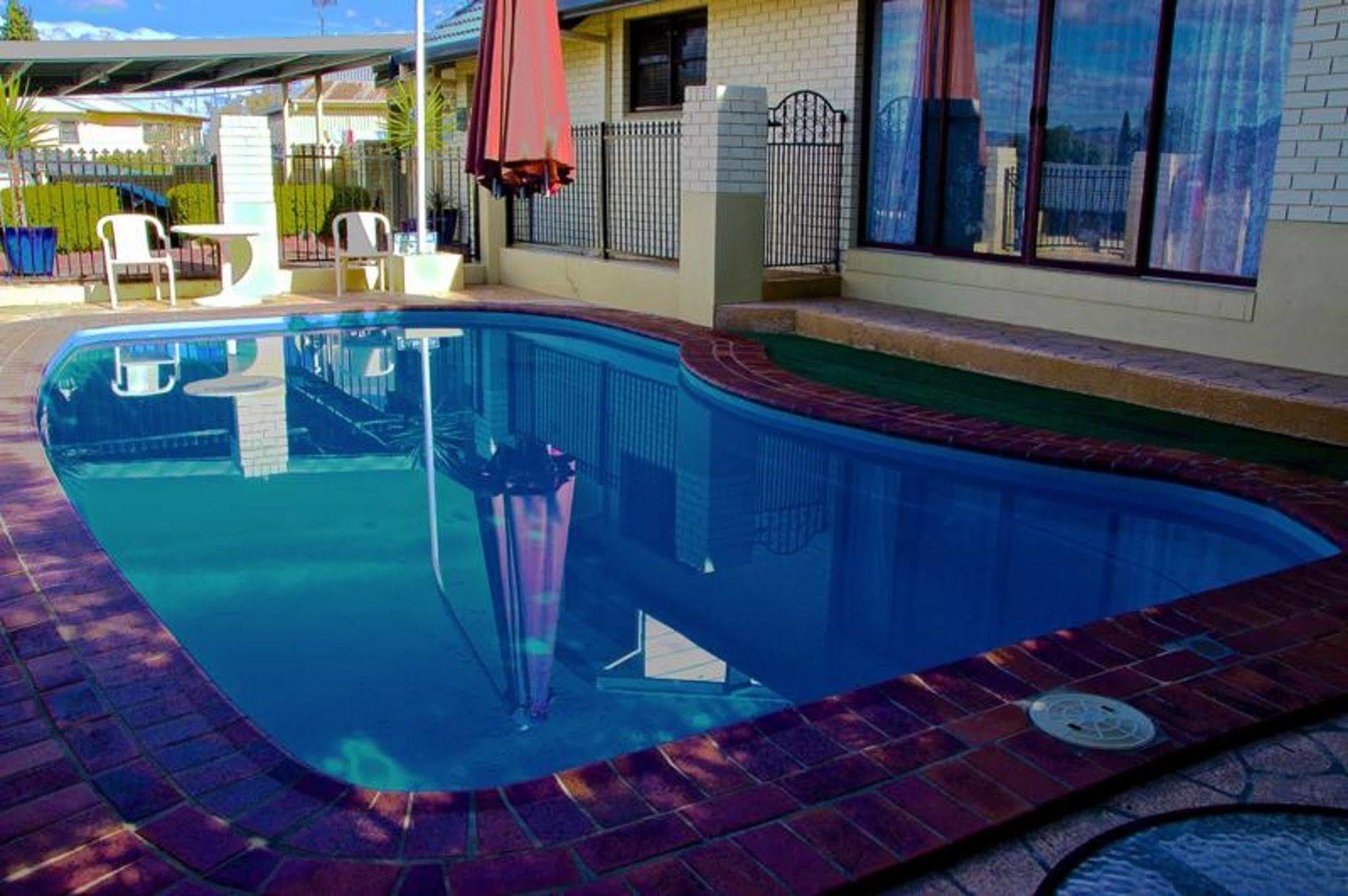 Motel Grande Tamworth Zewnętrze zdjęcie